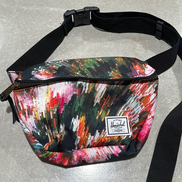 Herschel Supply Company Handbags - Hershel multicolor fanny pack NWOT
